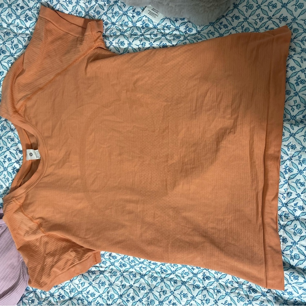 Lululemon Athletica Orange Short Sleeve Tee